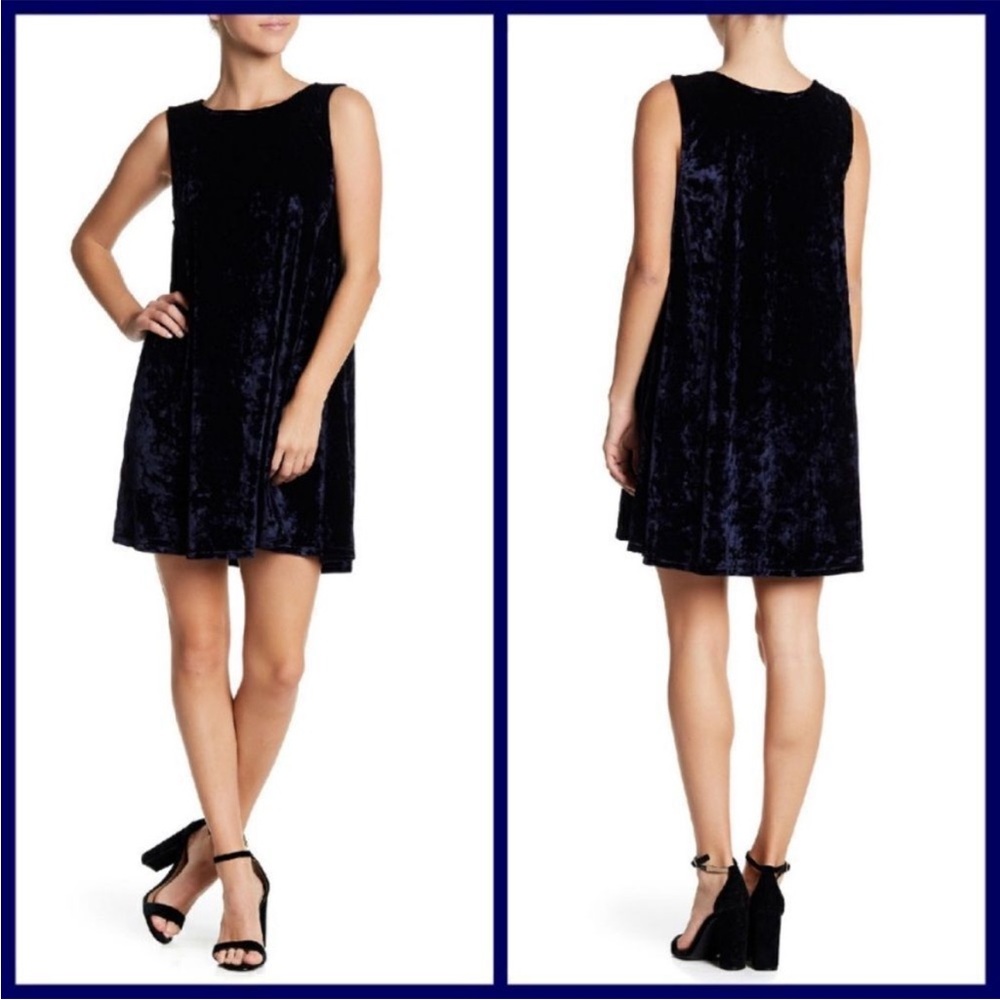 BB Dakota Crushed Velvet Sleeveless Dress Navy Blue - Size M
